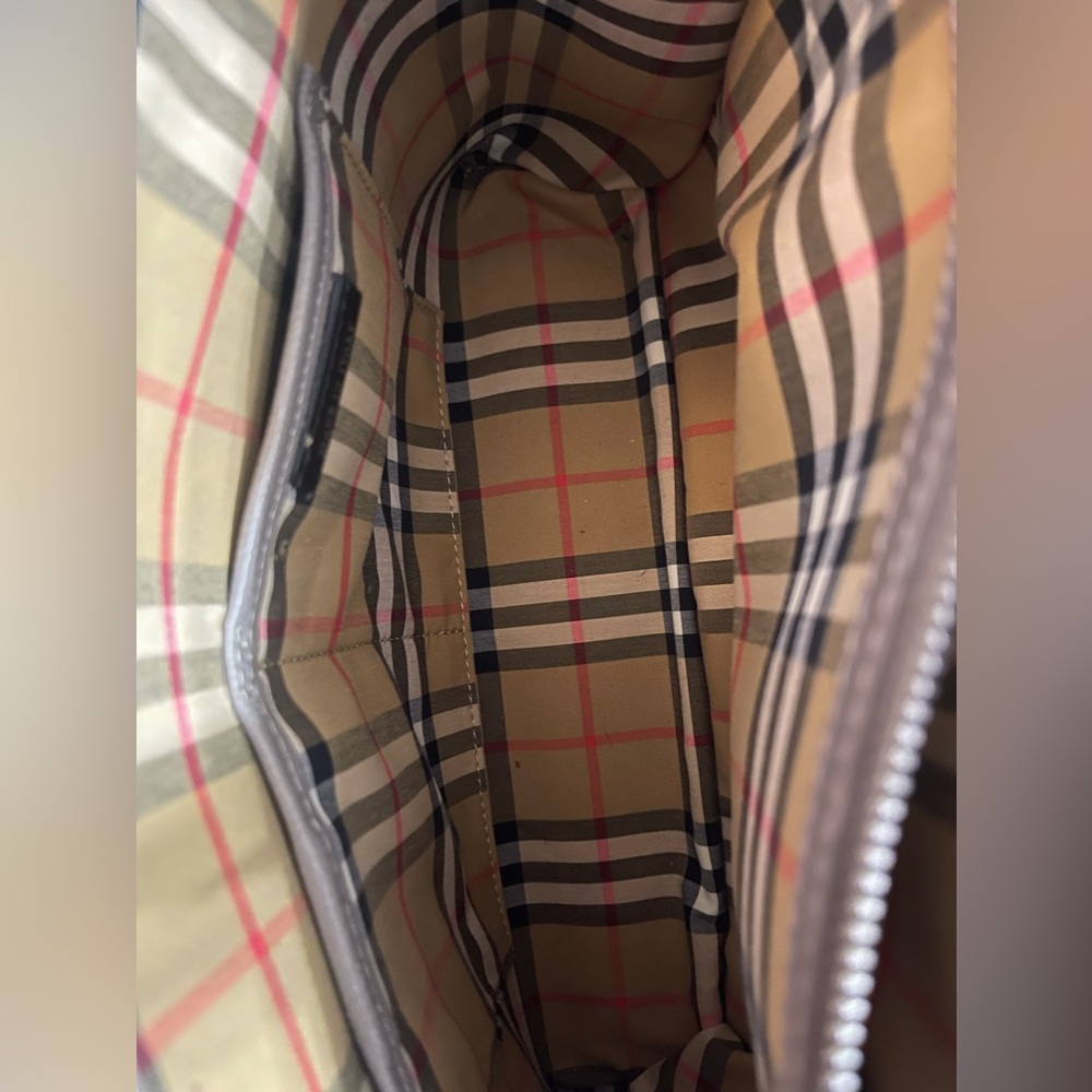 Burberry bag - Picture 6 of 10